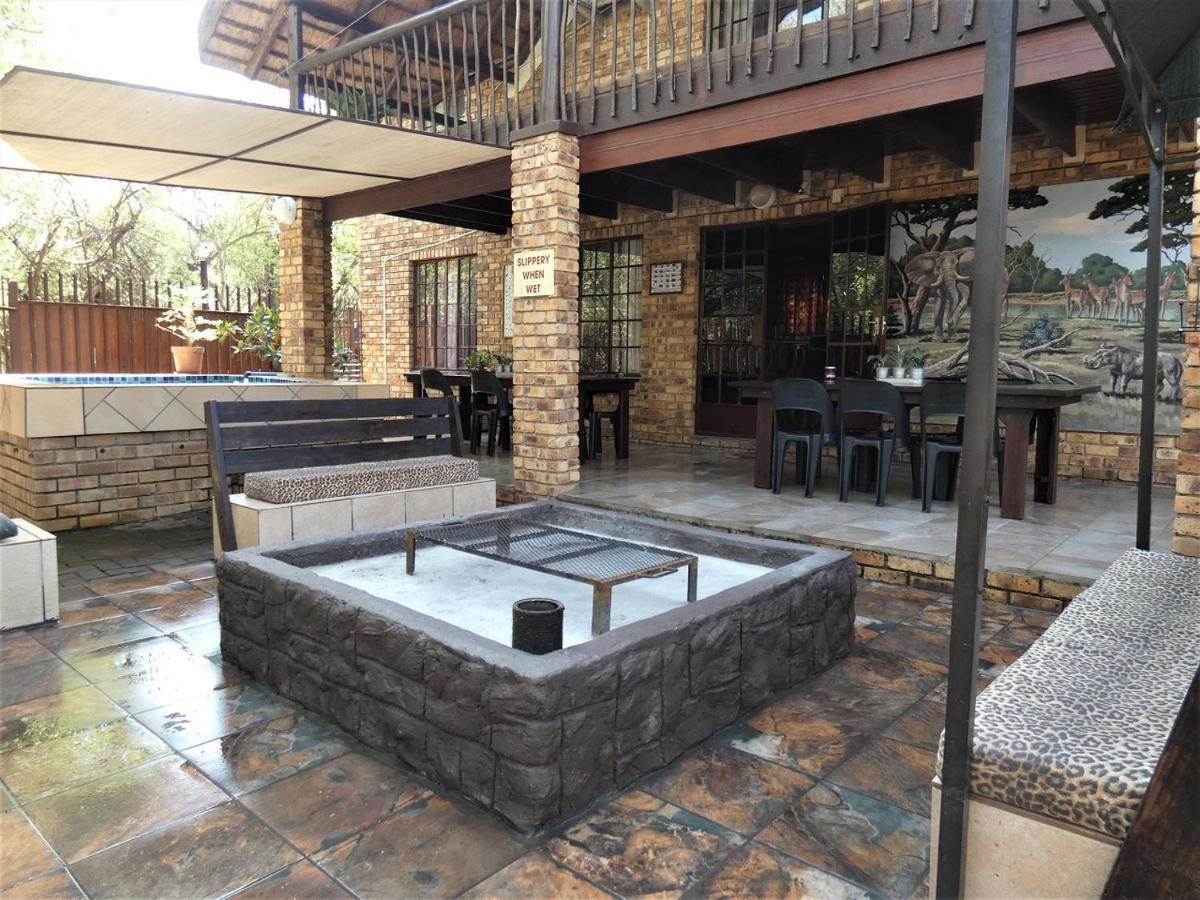 Weltevrede Lodge - Self Catering Houses Marloth Park Ngoại thất bức ảnh
