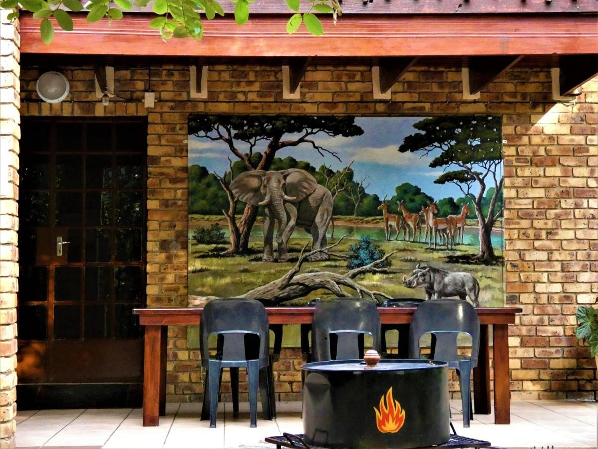 Weltevrede Lodge - Self Catering Houses Marloth Park Ngoại thất bức ảnh